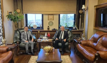 Vali Aktaş’tan KOÜ Rektörü Cantürk’e taziye ziyareti