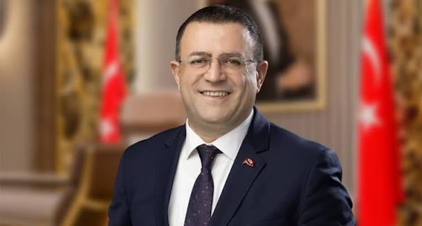 Derince Belediye Başkanı Sertif Gökçe CHP’den istifa etti