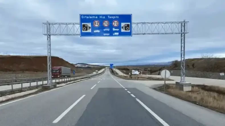 D-100’de hız limitleri değişti: Kocaeli EDS’de yeni sınırlar ve 2026 cezaları