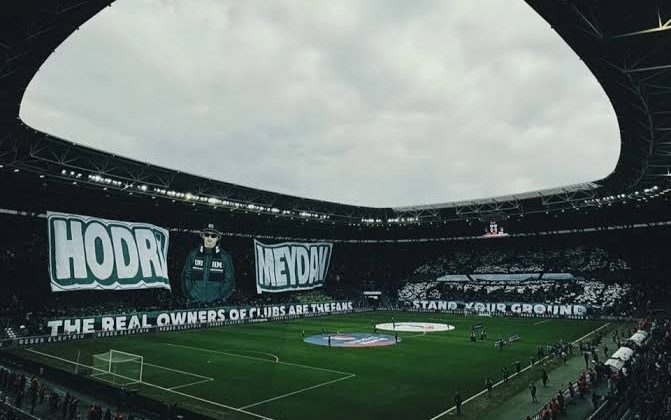 Kocaelispor’a ceza kapıda: Tüm tribünlere bloke riski!