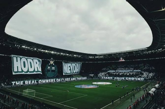 Kocaelispor’a ceza kapıda: Tüm tribünlere bloke riski!