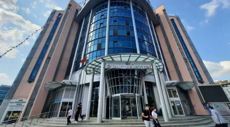 İzmit Belediyesi soruşturması derinleşiyor: Bir tutuklama daha!