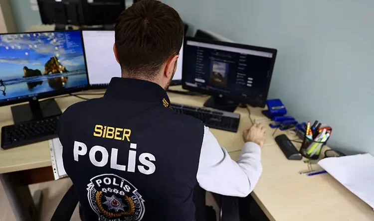 Sosyal medyada “Sanal Devriye”: 419 Hesap müstehcenlik suçuyla kapatıldı