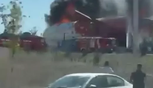 Çayırova Uçak Park’ta dehşet: Bilim merkezi havadan ve karadan alevlere teslim oldu