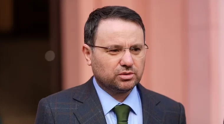 Manisa’daki okul saldırısında yeni gelişme: Saldırgan çocukla birlikte ailesi de gözaltında