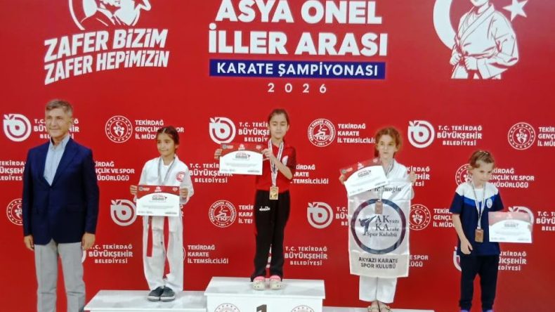 Körfez Gençlerbirliği Karate Takımı Tekirdağ’dan 10 madalyayla döndü