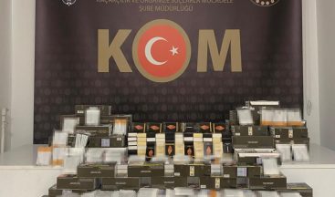 Kocaeli Polisinden İzmit’te 2 iş yerine operasyon