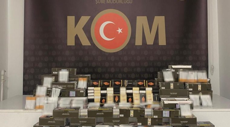 Kocaeli Polisinden İzmit’te 2 iş yerine operasyon