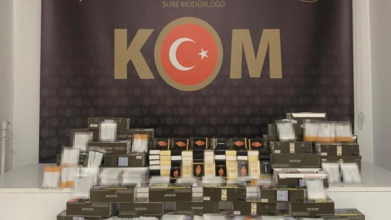 Kocaeli Polisinden İzmit’te 2 iş yerine operasyon