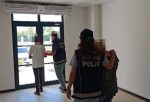 Fırının alt bölümünden uyuşturucu ve 65 bin lira çıktı