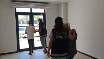 Fırının alt bölümünden uyuşturucu ve 65 bin lira çıktı