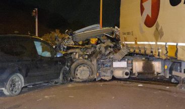 Feci kaza: Ölü ve yaralılar var