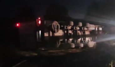 Ters şeride giren alkollü tır sürücüsü motosiklete çarptı: 2 ölü, 1 yaralı