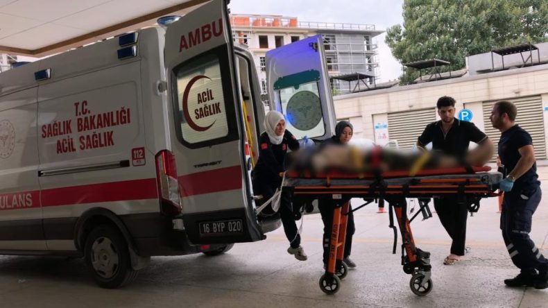 Banyo yaparken fenalaşan genç hayatını kaybetti
