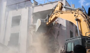 Marmara depreminin izleri yıkılıyor: 718 bağımsız bölümlük dönüşüm başladı