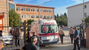 Lisede silahlı saldırı! Yaralı öğrenciler olduğu bildirildi