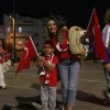 Kocaeli Stadyumu girişinde binlerce taraftar renkli görüntüler oluşturdu