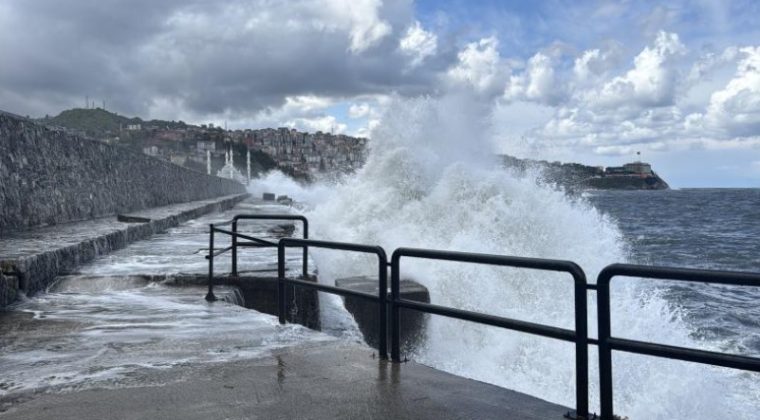 Kocaeli Valiliğinden denizlerde fırtına uyarısı