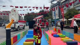 İtfaiye Haftası’nda Kocaeli meydanları renk cümbüşüne sahne oldu