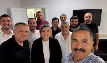 Cemil Yaman dur durak bilmiyor: Bu kez partisinin İzmit İlçe Başkanlığı’ndaydı