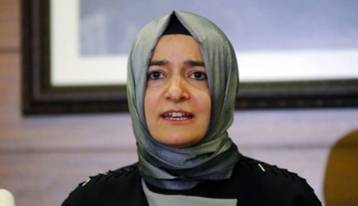 AK Parti Genel Başkan Yardımcısı Fatma Betül Sayan Kaya istifa etti