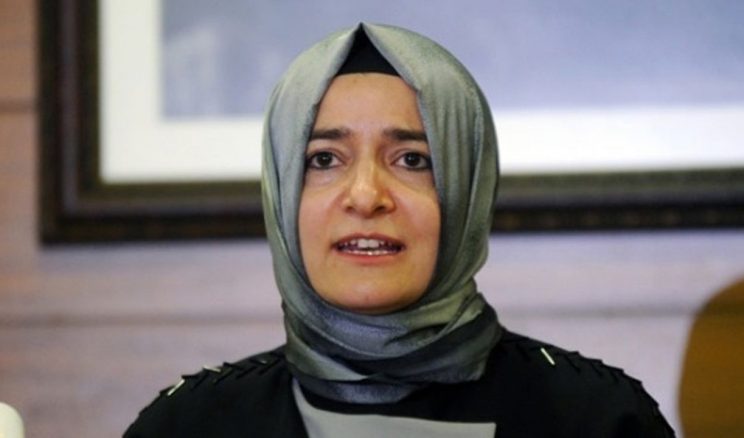 AK Parti Genel Başkan Yardımcısı Fatma Betül Sayan Kaya istifa etti
