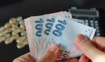 Bakan Şimşek ipucu verdi: İşte memur ve emekliyi ocakta bekleyen zam