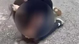 Gölcük’te lise önünde kız öğrenciler birbirine girdi