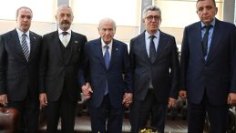 MHP’den flaş paylaşım: Sarallar ve Şahinler aileleri buluştu