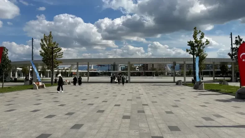 Milli İrade Meydanı’ndaki işletme kapanıyor: Yeniden ihale yapılacak