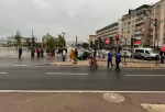 İzmit tramvay yolunda tehlikeli anlar: Polis harekete geçti