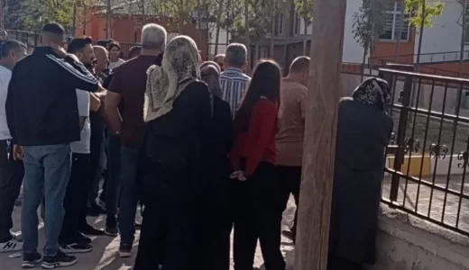 Küçük kız okula pompalı tüfek götürdü!