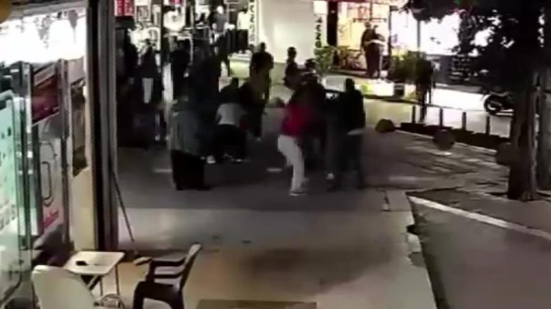 Gölcük’te anne ve kızını cadde ortasında darbettiler