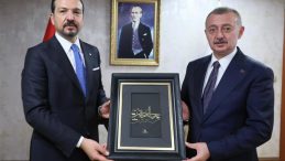 Başkan Büyükakın’ı bu sözlerle övdü
