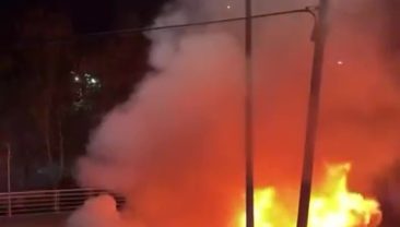 Kocaeli’de iki ayrı araç yangını: Otomobil ve tır dorsesi alev aldı