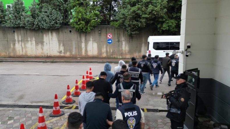 6,2 milyarlık para trafiğinde 29 şüpheli tutuklandı