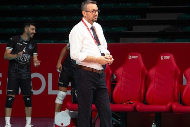 Gebze Belediyespor Efeler Ligi’ne 3 puanla başladı