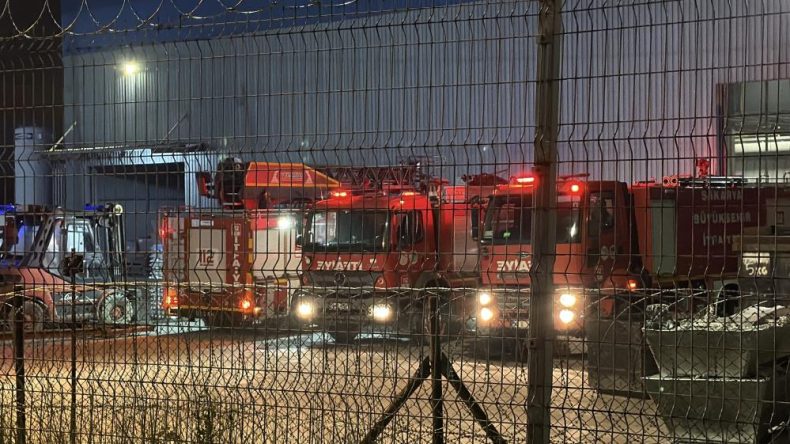 Fabrikada patlama: 1’i ağır 3 yaralı