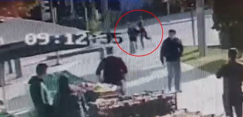 Üniversiteli genç kıza yumruklu saldırı!