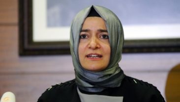Fatma Betül Sayan Kaya Ak Parti’den ihraç edildi