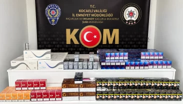 Araç bagajından binlerce paket kaçak tütün ürünü çıktı