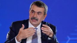 Bakan Tekin’den öğretmenlerin kıyafetlerine tepki: “Bir veli olarak rahatsız oluyorum”
