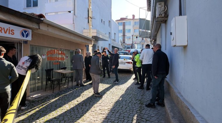 Kıraathaneye tüfekli saldırı: Ölü ve yaralı var