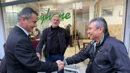 İzmit’te sabah mesaisi emekçi ziyaretiyle başladı