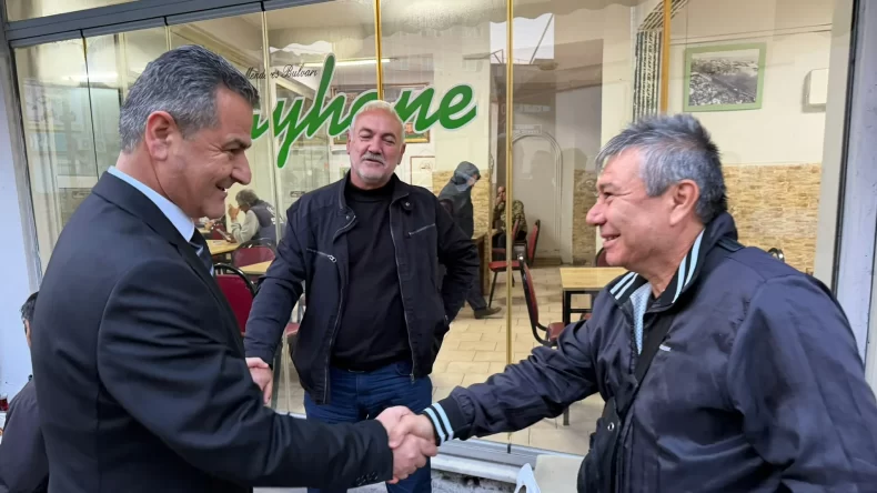 İzmit’te sabah mesaisi emekçi ziyaretiyle başladı
