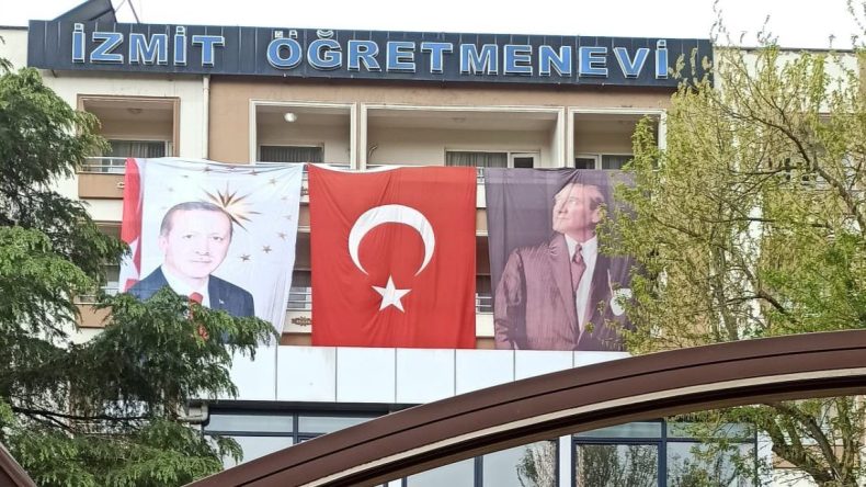 İzmit Öğretmenevi binası kapatılıyor