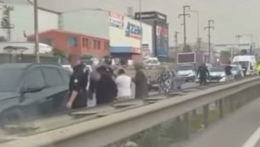 Gebze’de feci kaza: 18 ve 15 yaşındaki iki genç yaşamını yitirdi