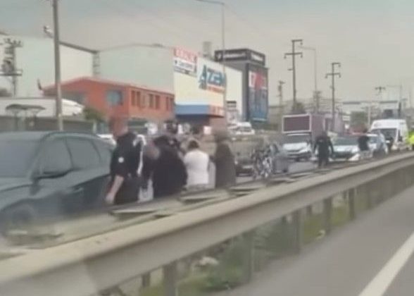 Gebze’de feci kaza: 18 ve 15 yaşındaki iki genç yaşamını yitirdi