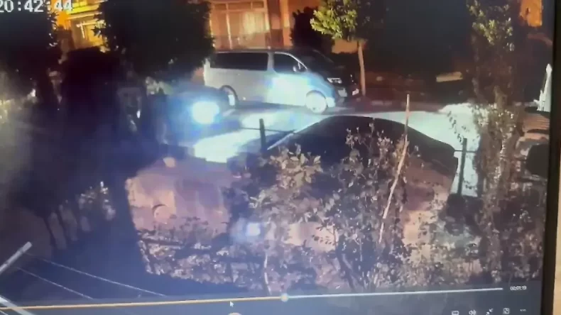 Kocaeli’de mahalleliyi tedirgin eden olay: Gece gelip araçları çiziyor