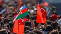 Azerbaycan’dan Kocaeli ile bağlantılı 2 kritik isme ülkeye giriş yasağı